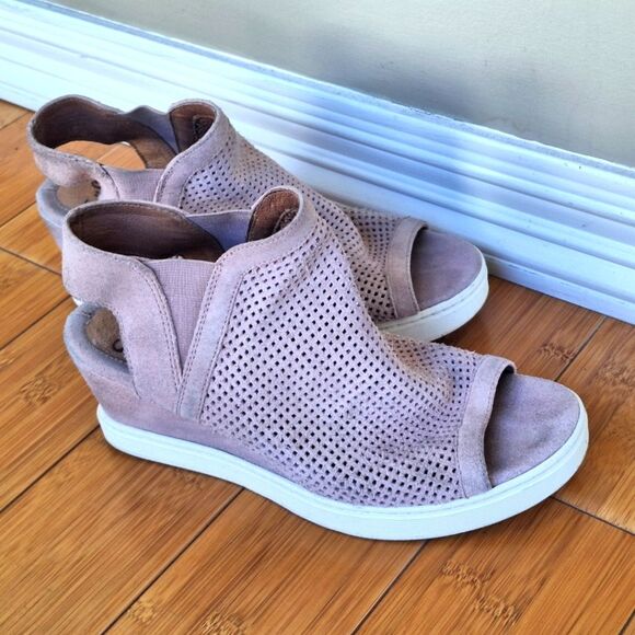 Sofft Suede Peep-Toe Comfort Sneaker Wedges Basima Dusty Pink Perforated Cushy 9 - Picture 1 of 15